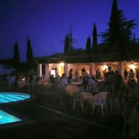 Borgo Su Assisi Vakantieboerderij *