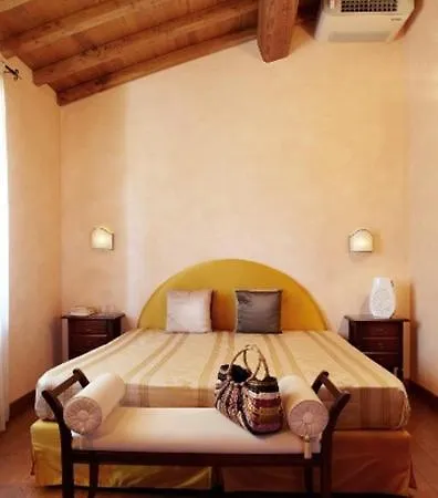 Borgo Su Assisi Farm stay Collestrada