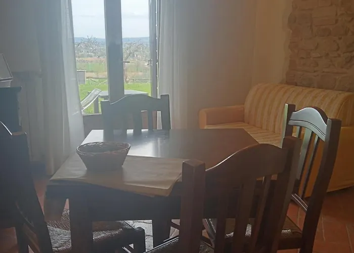 Borgo Su Assisi * Collestrada